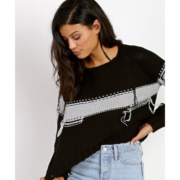 Nation LTD Puff Sleeve Crew Neck Black Sweater Gray Inside Out Stripe Large NWOT - Picture 4 of 7